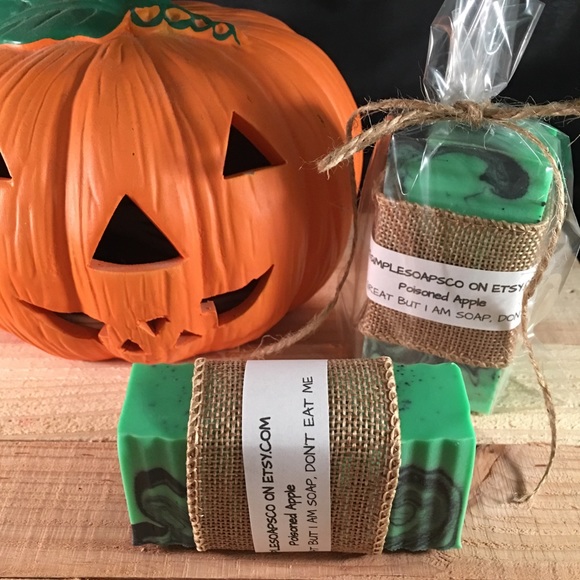 Poisoned Apple Goats Milk Soap 3 pack Fall Scent - Picture 1 of 1